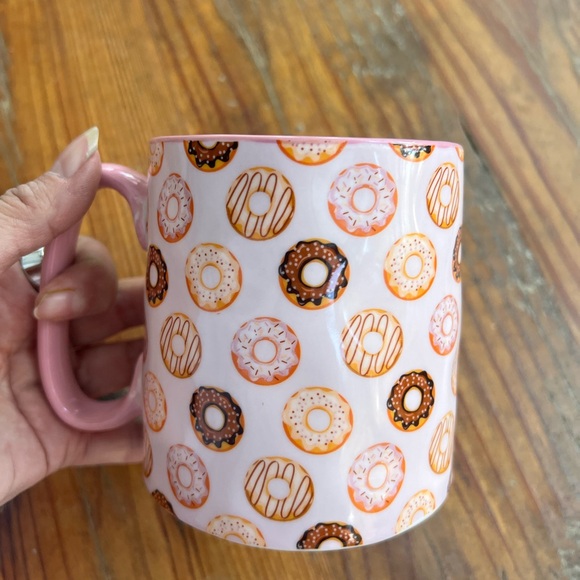 NWT 10 STRAWBERRY STREET Doughnut Donut Pink Coffee Tea Ceramic Mug New - Picture 4 of 6